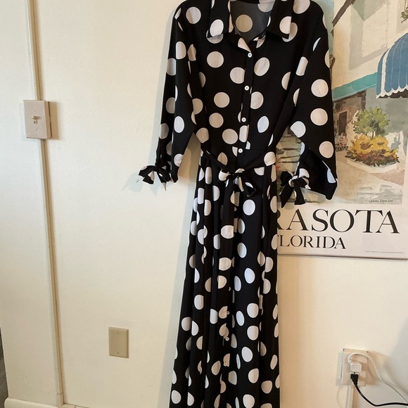 Black & White Polka Dot  1XL DRESS button down, tie/bow 3/4 sleeve, full skirt - Picture 3 of 9